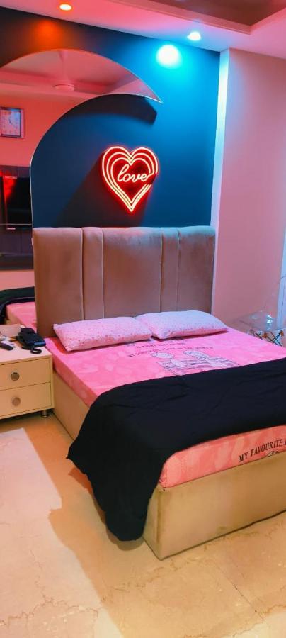 Vinanda Home Stay نيودلهي المظهر الخارجي الصورة