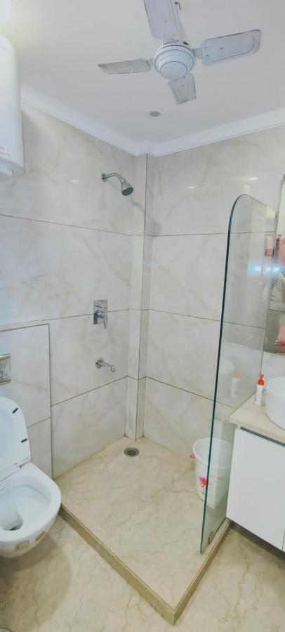 Vinanda Home Stay نيودلهي المظهر الخارجي الصورة